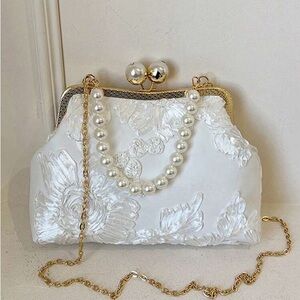 Elegant White Floral Clutch with Pearl Handle